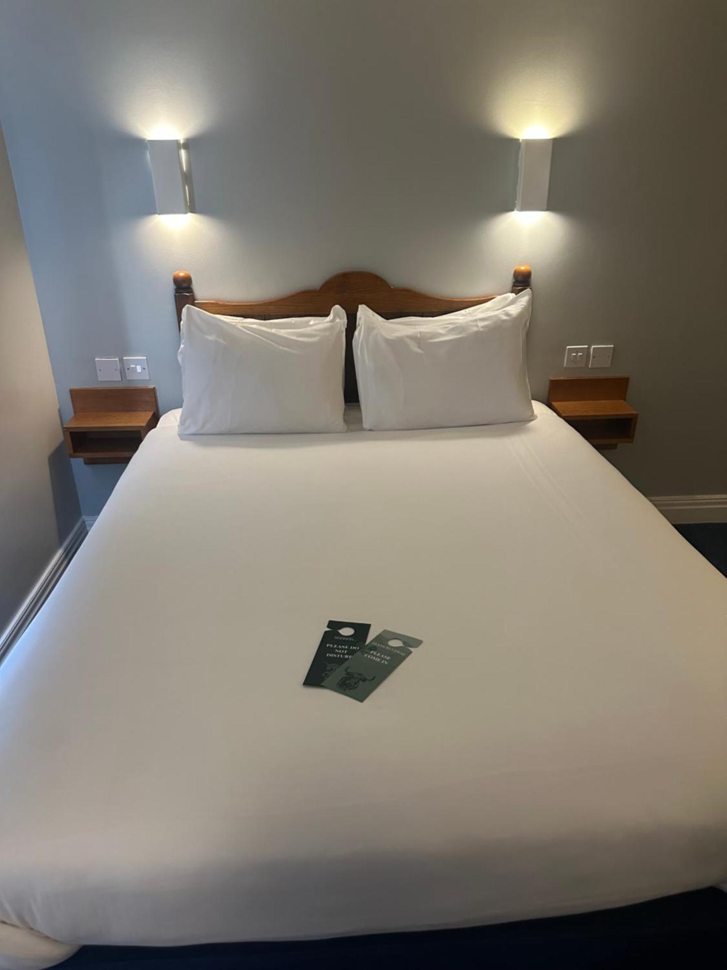 Go2 Glasgow Cumbernauld Hotel - Free Parking And Pet Friendly Kültér fotó